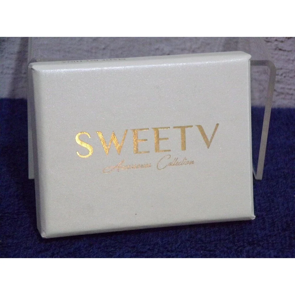 Sweetv Accessories Collection Bracelet w/Rhinestones Leaf Design Claw Closure‎